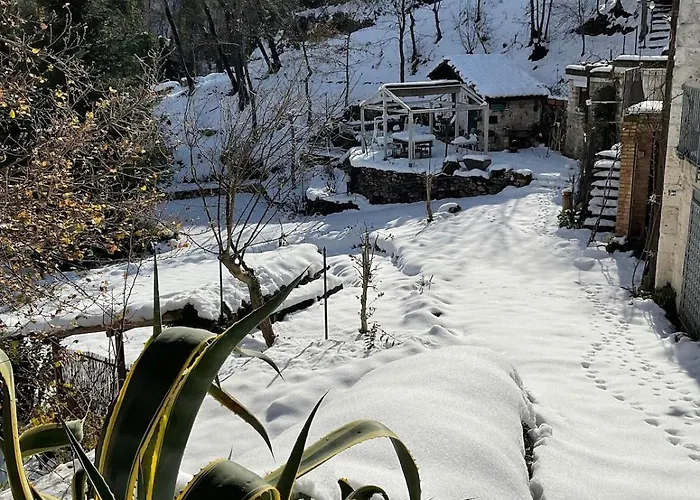 Sleeps Up To 7 In The Majella